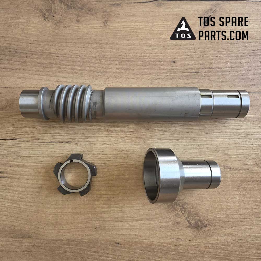 TOS Trenčín – SN lathe – rapid feed C