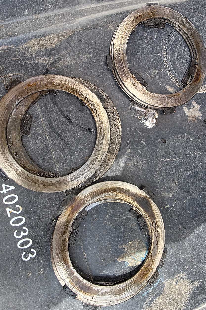 Damaged clutch friction discs