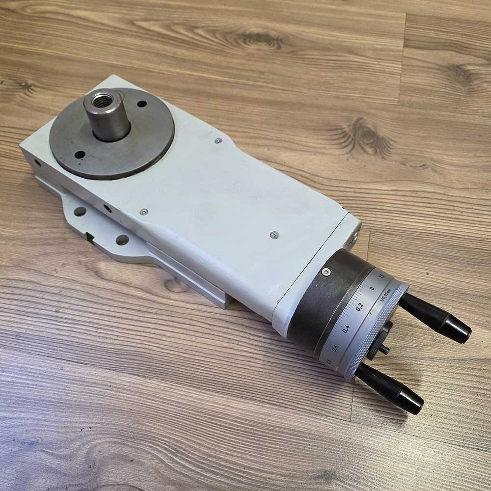 TOS Trenčín SN40 - tool slide